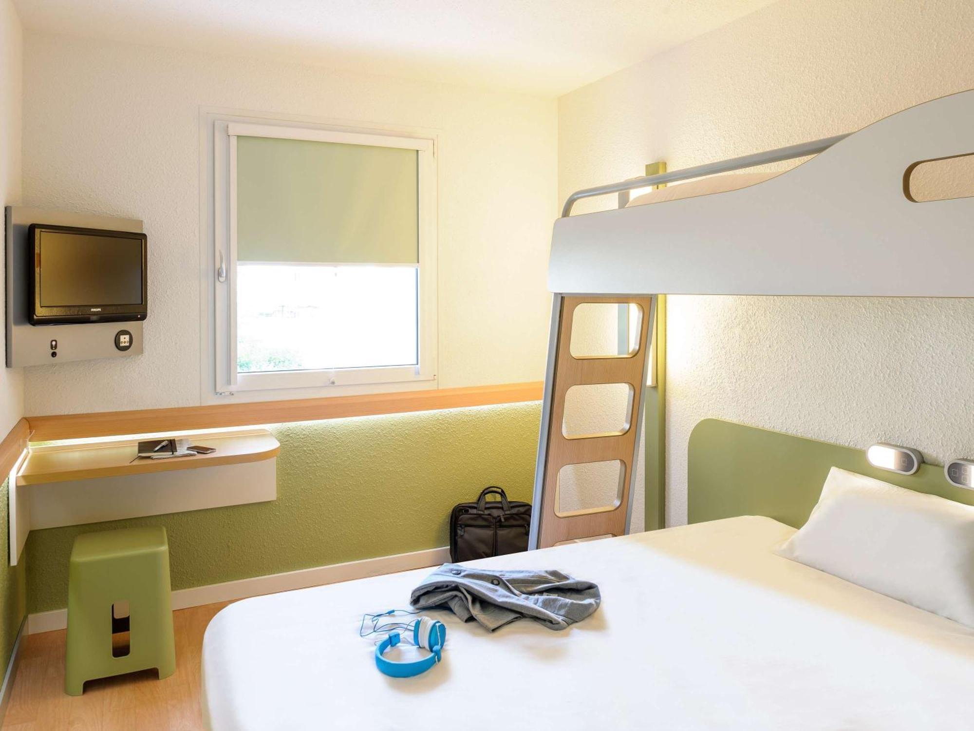 Ibis Budget Bordeaux Centre Bastide Exterior foto