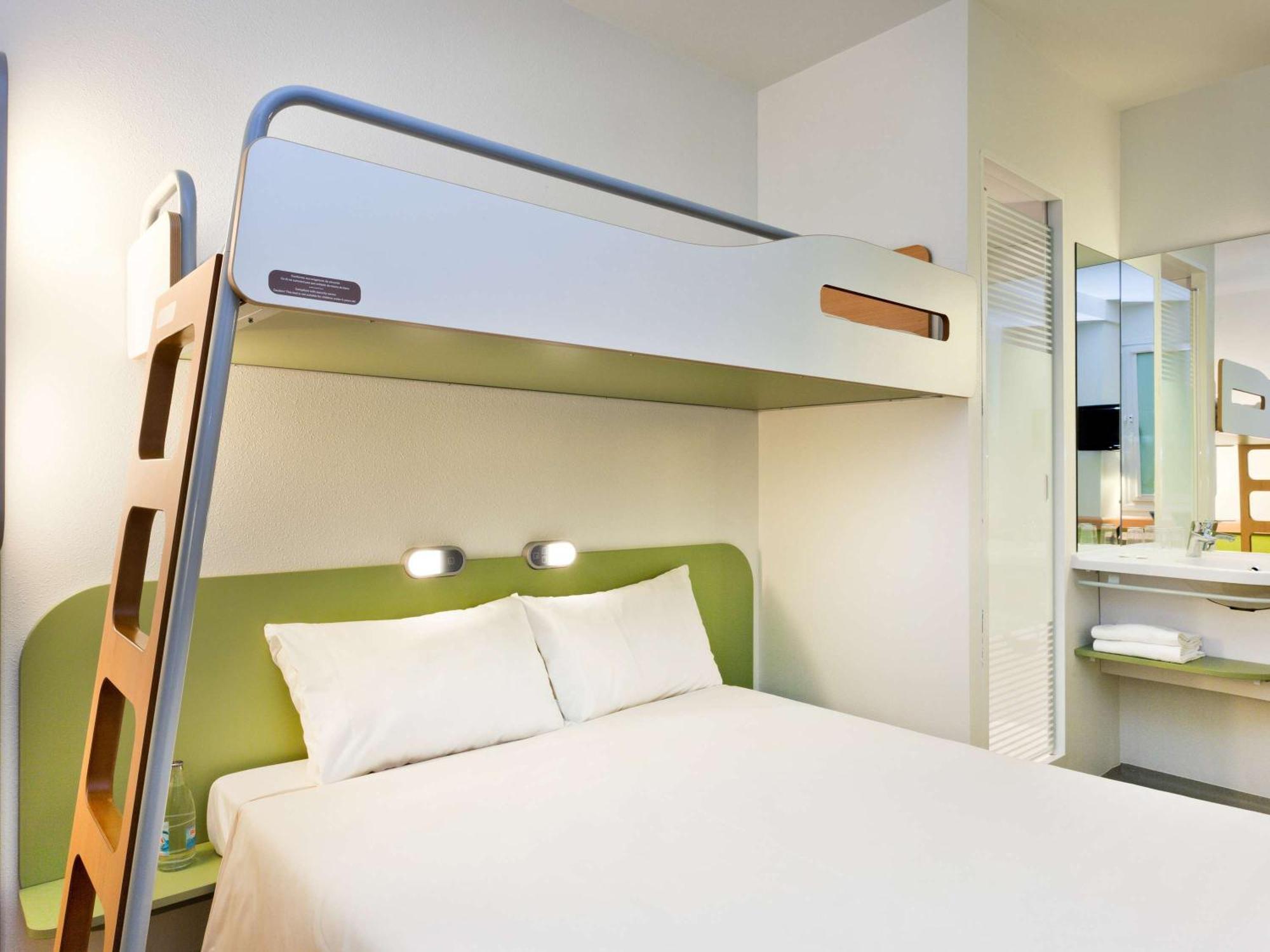 Ibis Budget Bordeaux Centre Bastide Exterior foto